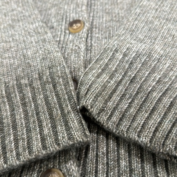 Beautiful - Picture 6 of 8